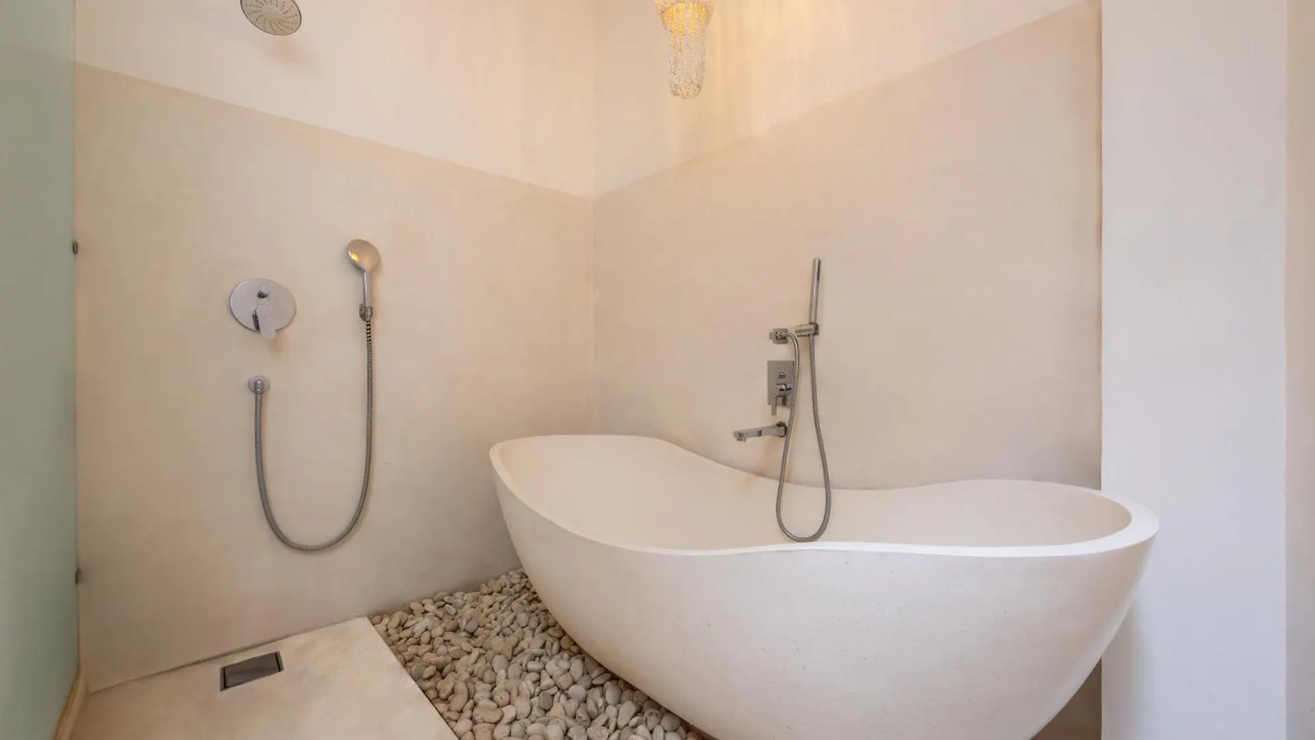 Turan Casa Tamira Seminyak Villa