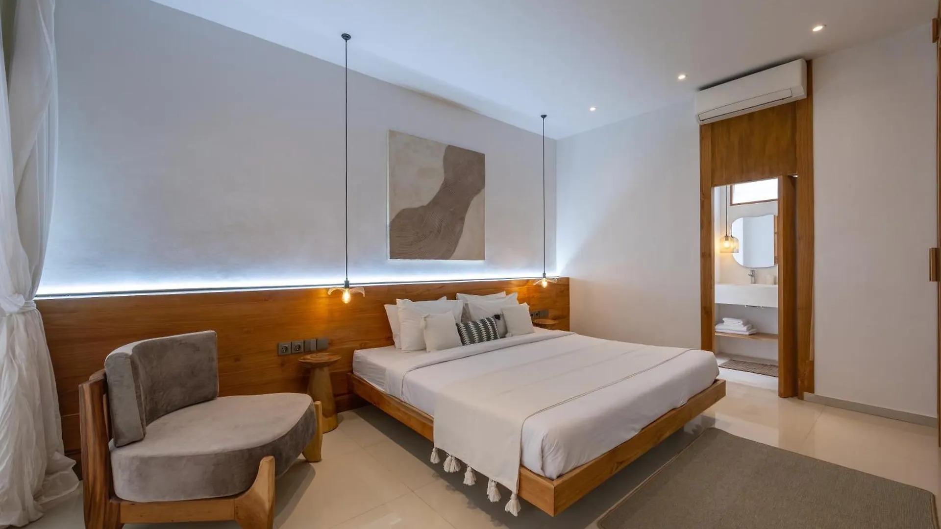 Turan Casa Tamira Seminyak Villa
