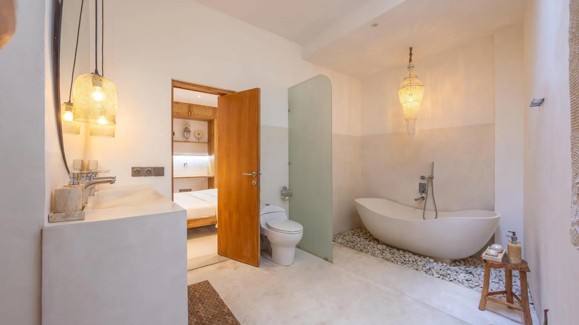 Turan Casa Tamira Seminyak Villa