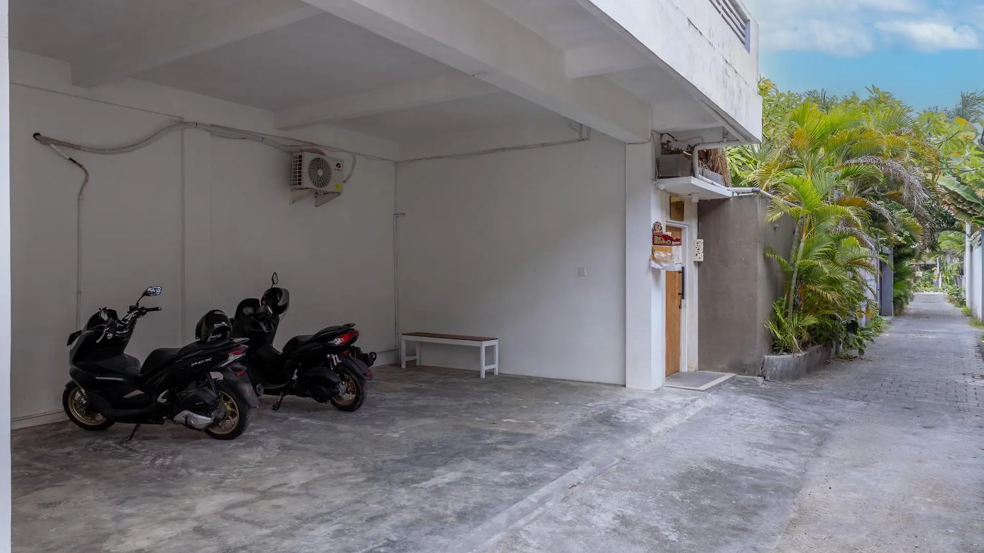 Turan Casa Tamira Seminyak Villa