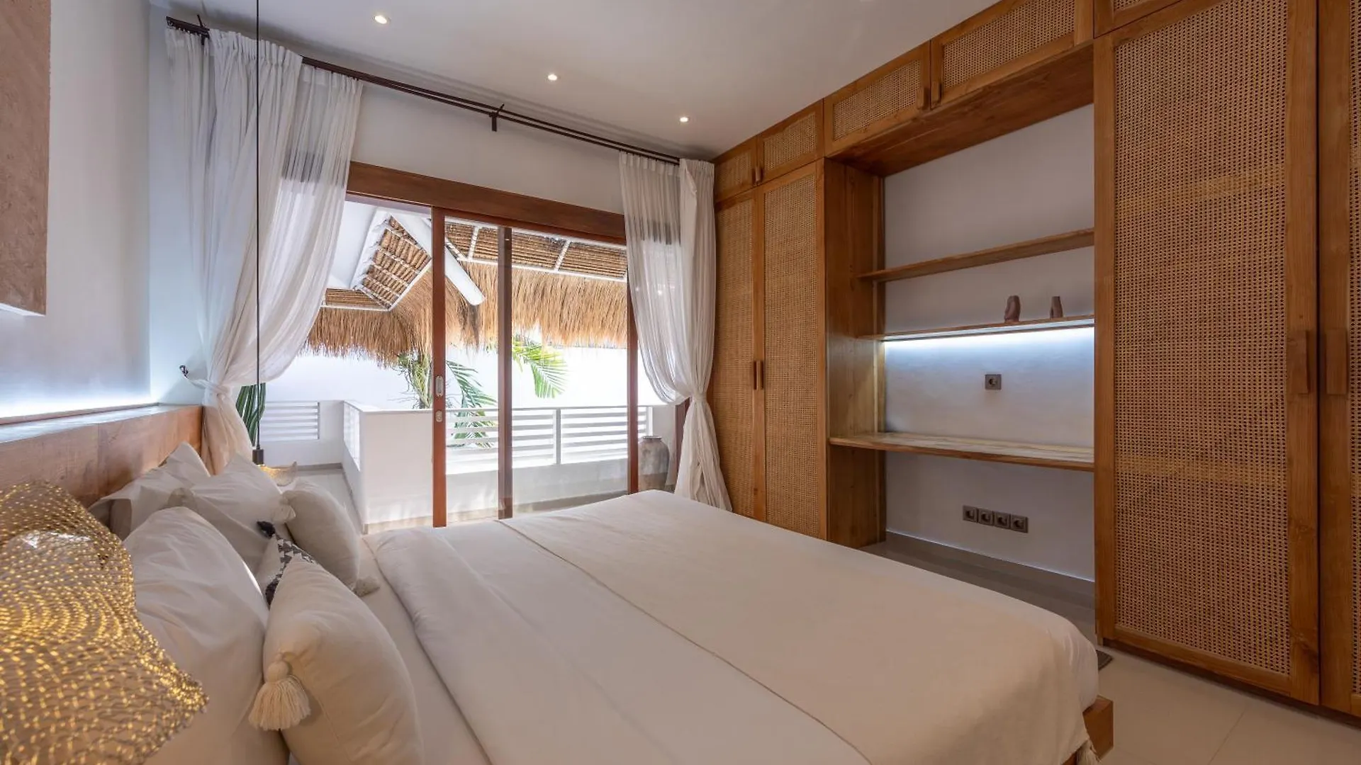 Turan Casa Tamira Seminyak Villa