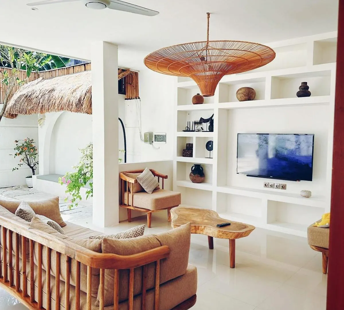 Turan Casa Tamira Seminyak Villa Indonesien